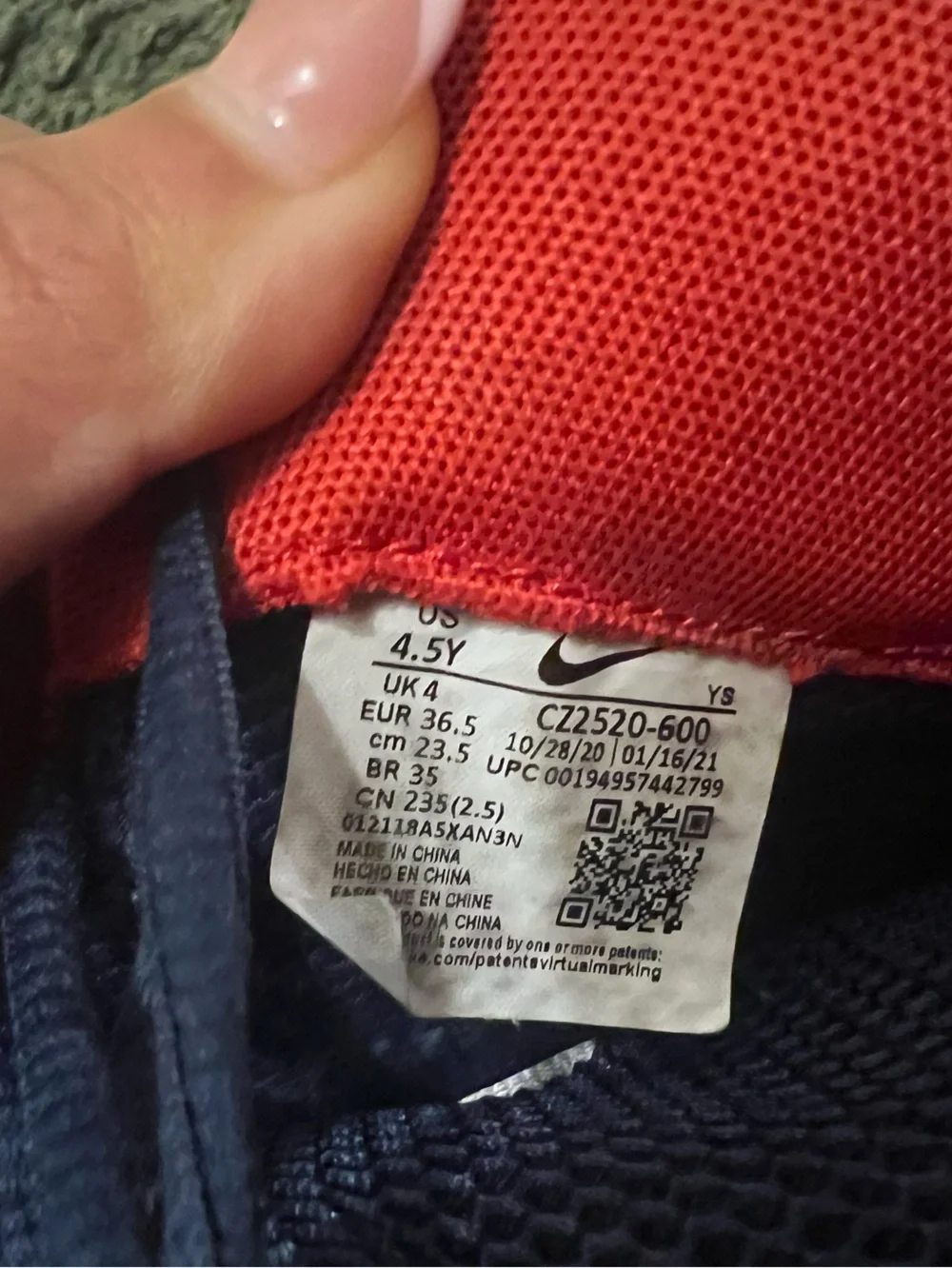 Nike bold red